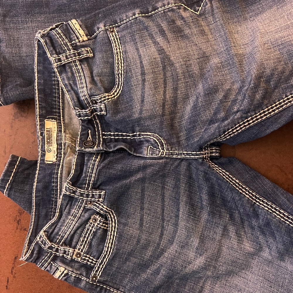 Women’s Blue Jeans - Picture 2 of 3